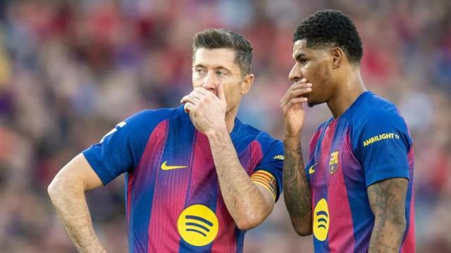 一点不巴萨的拉什福德成为破局者